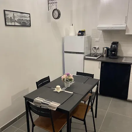 La Maison Di Elena Pensión 4*
